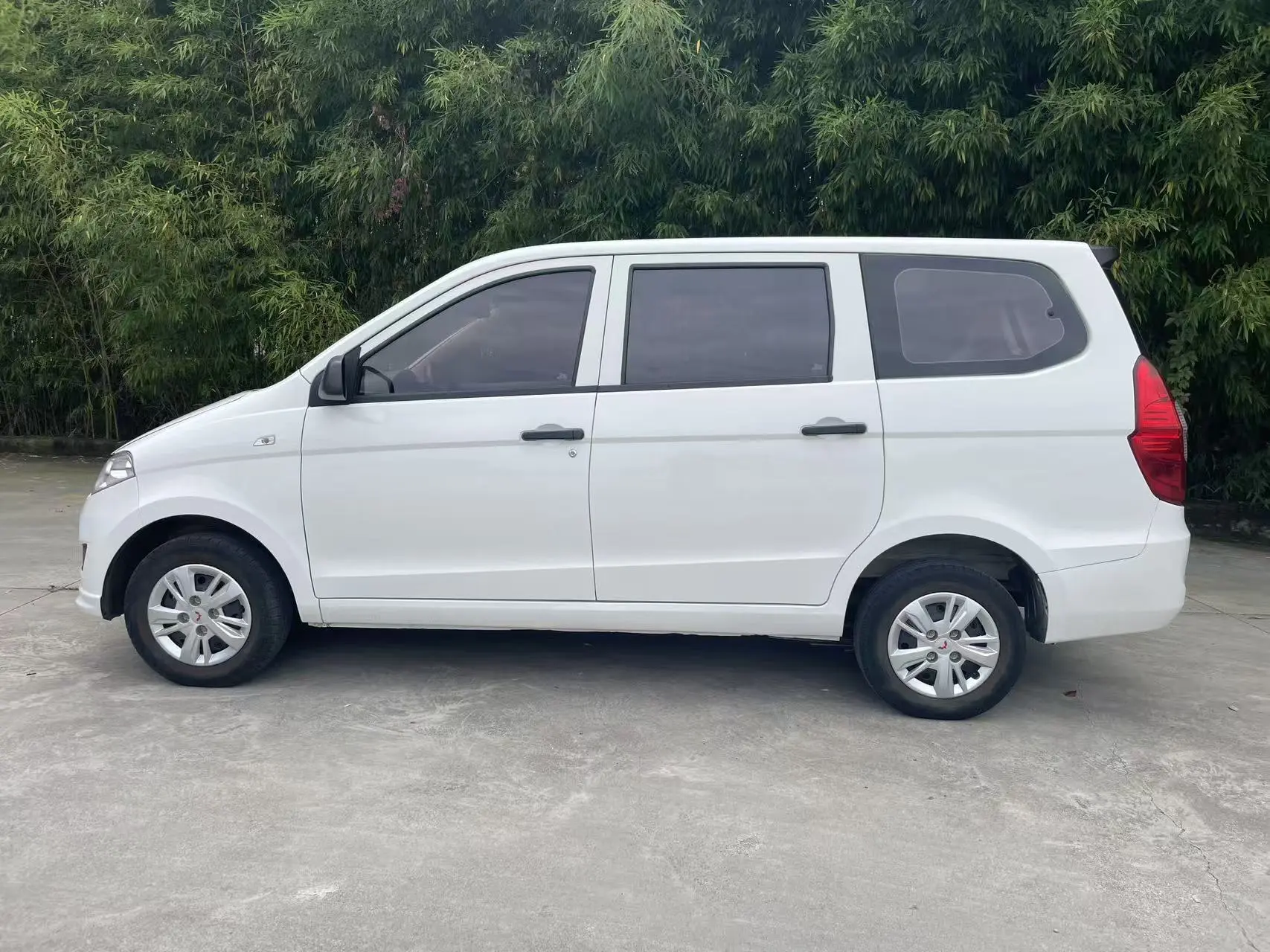 Wuling Hongguang