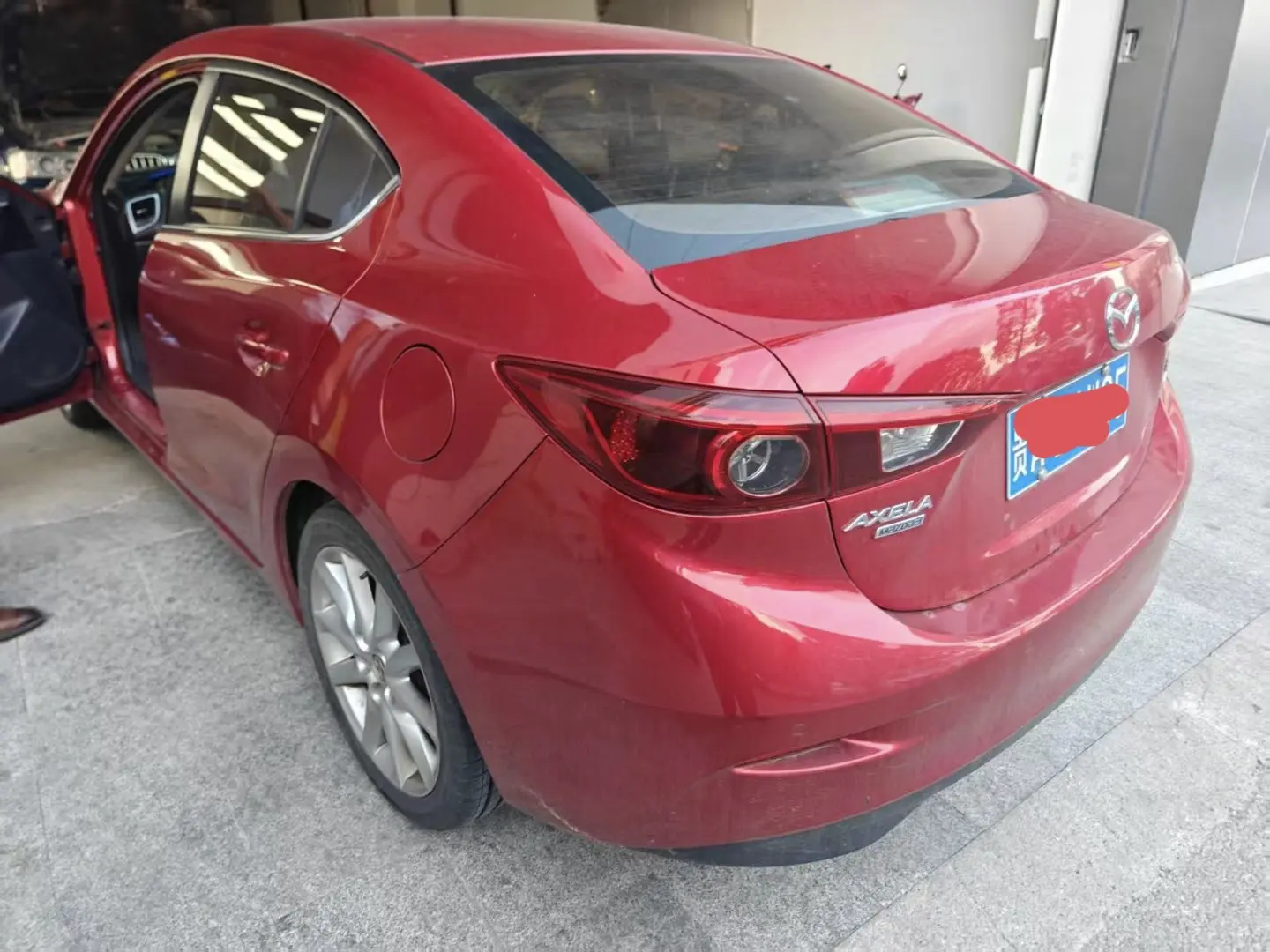 Mazda 3 Angkesela