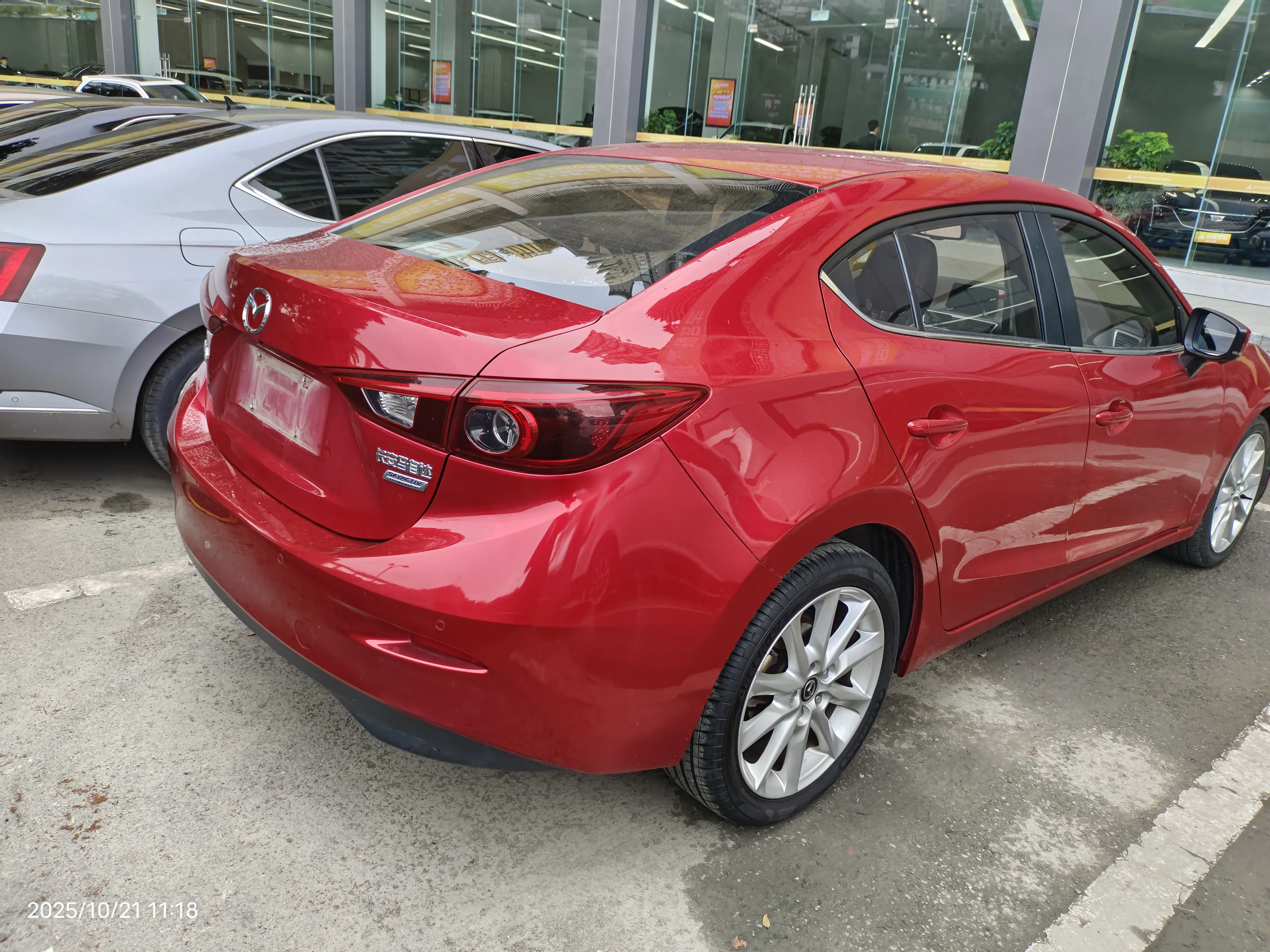 Mazda 3 Angkesela