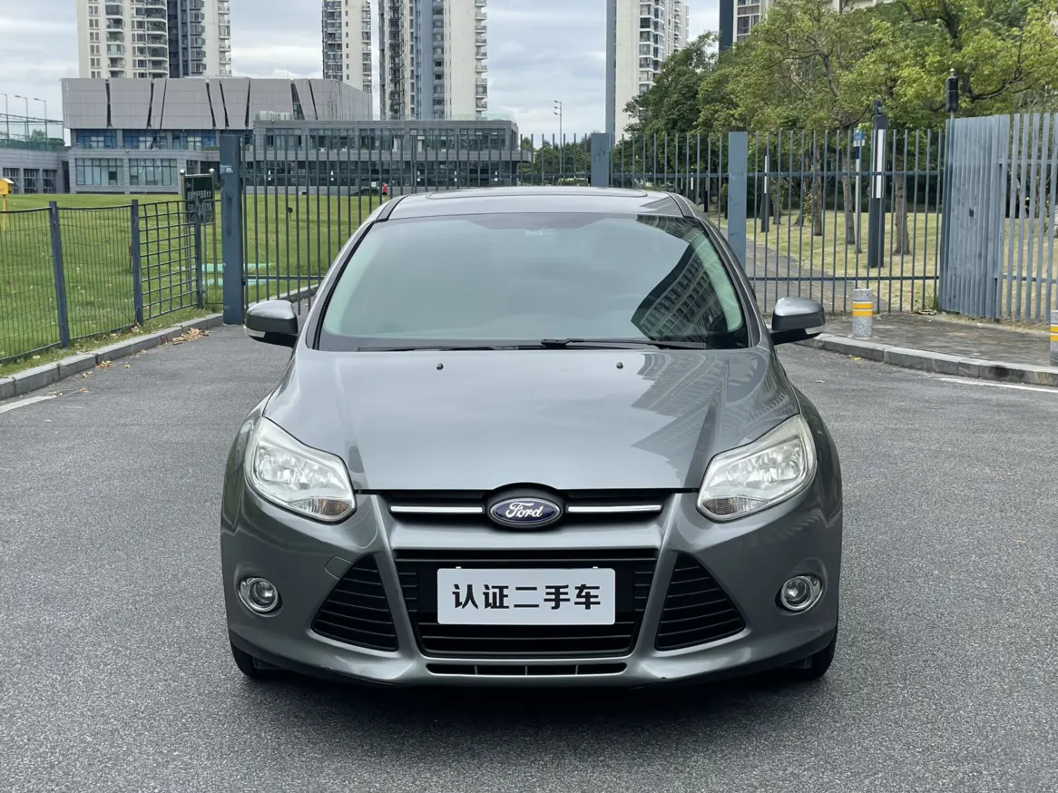 Ford Fox