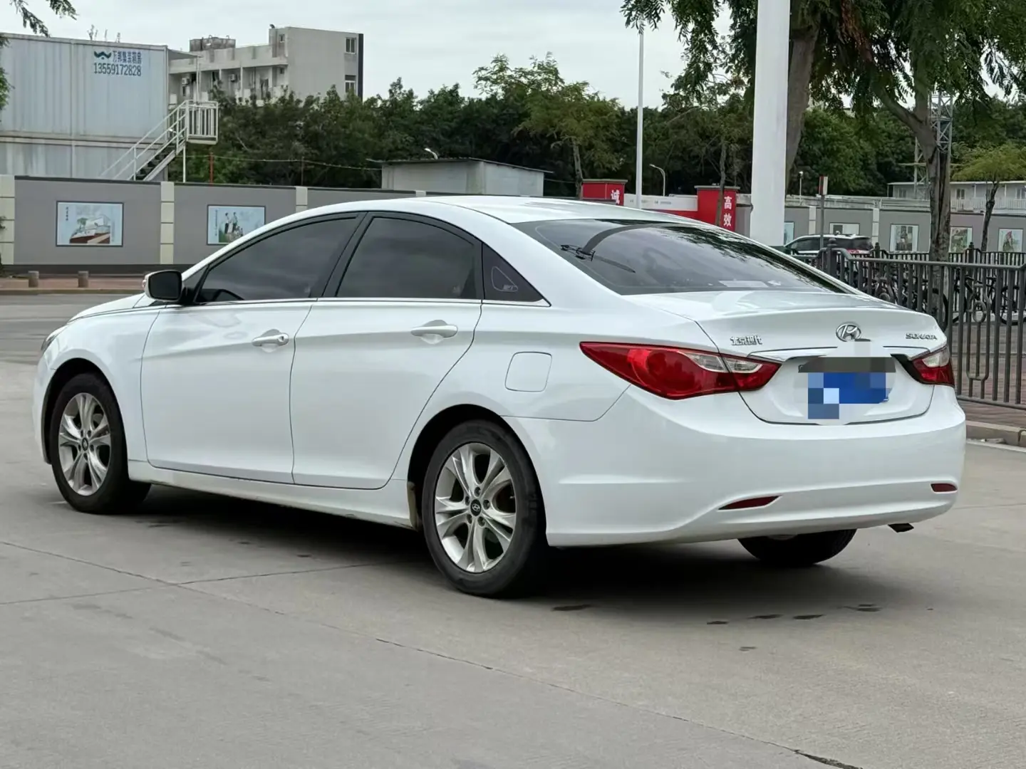Hyundai Sonata eight