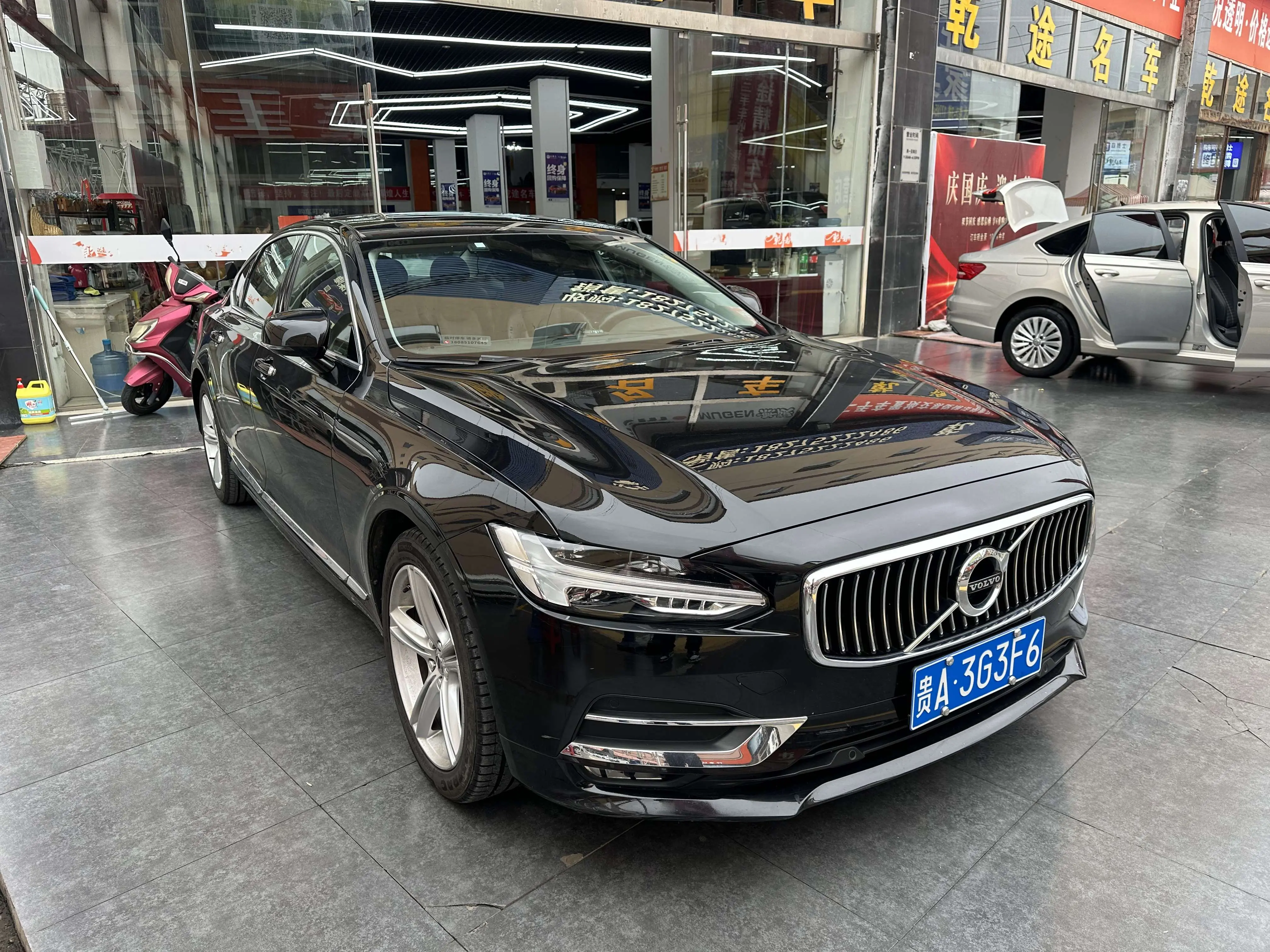 Volvo S90