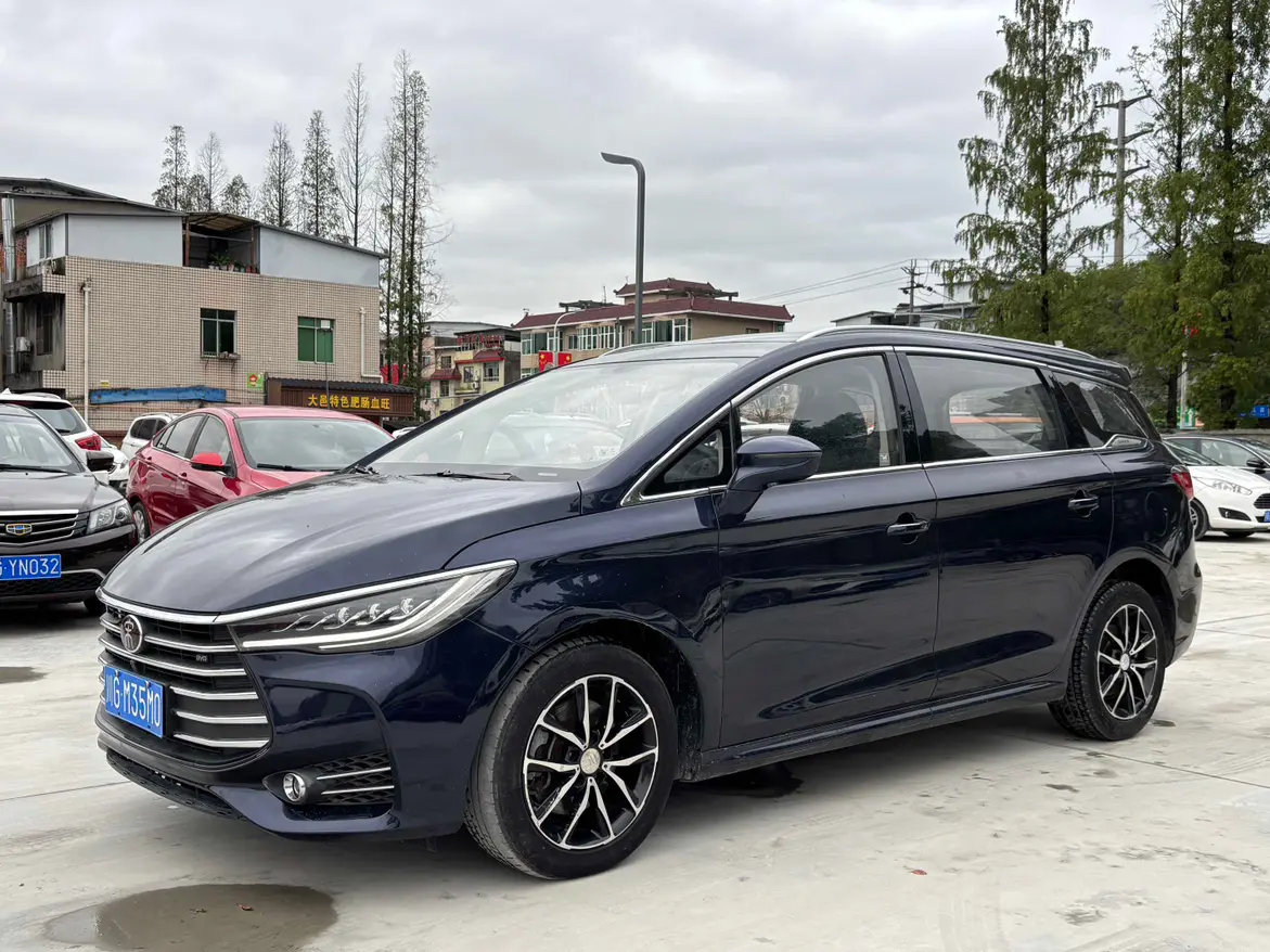 BYD Song MAX  из Китая