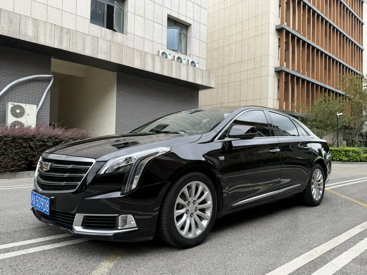 Cadillac XTS