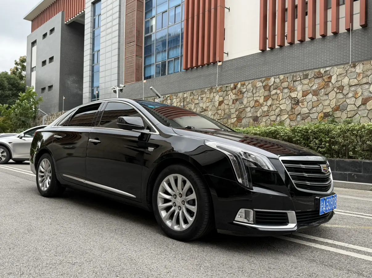 Cadillac XTS