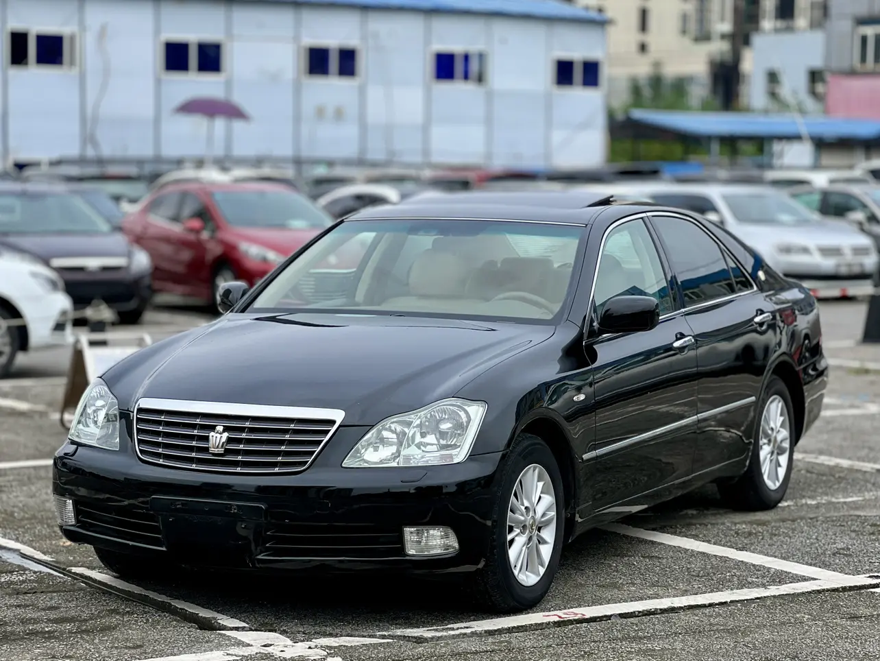 Toyota Crown  из Китая