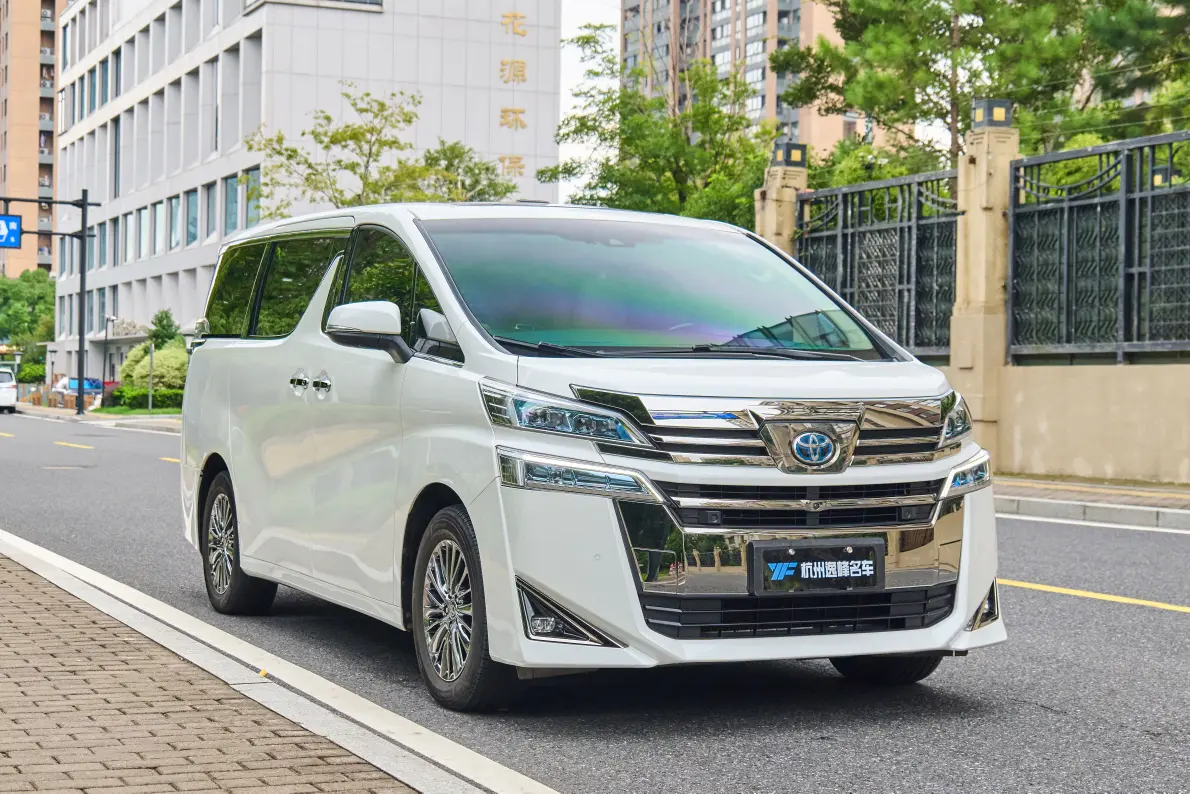 Toyota Crown Wellfire