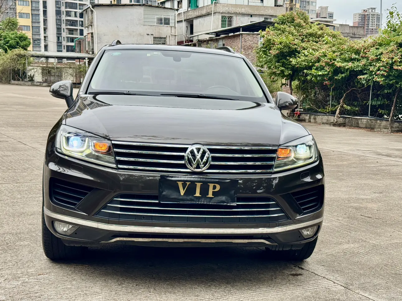 Volkswagen Touareg  из Китая