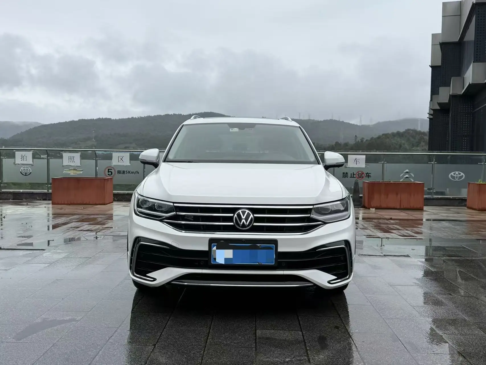 Volkswagen Tiguan L  из Китая