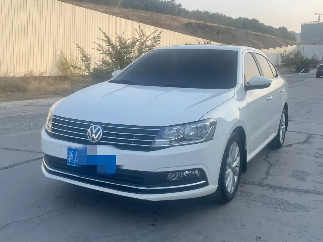 Volkswagen Lavida  из Китая