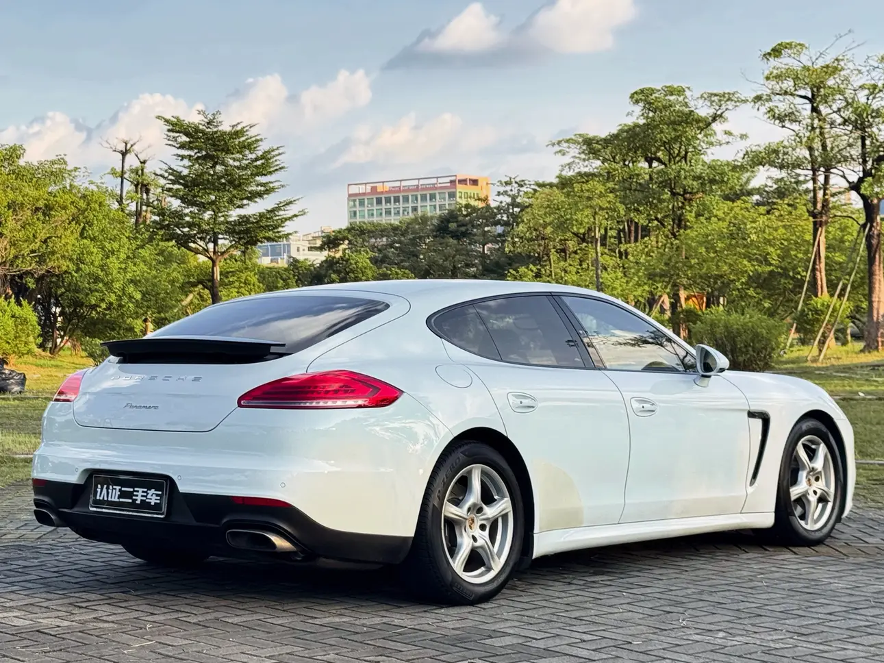 Porsche Panamera
