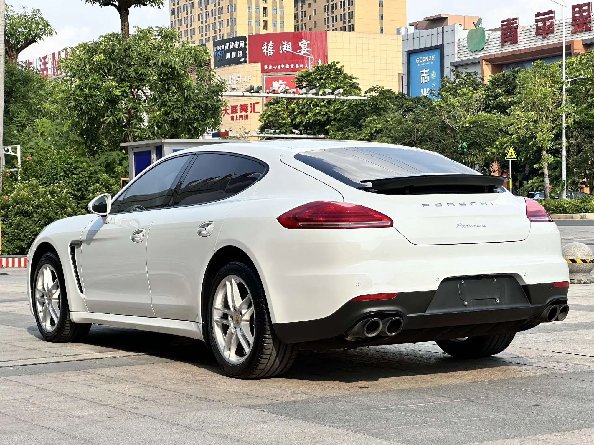 Porsche Panamera