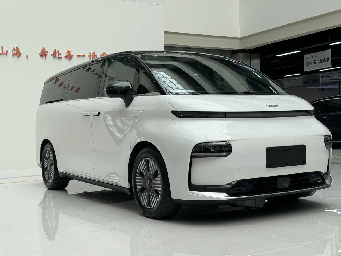 Geely Yizhen L380