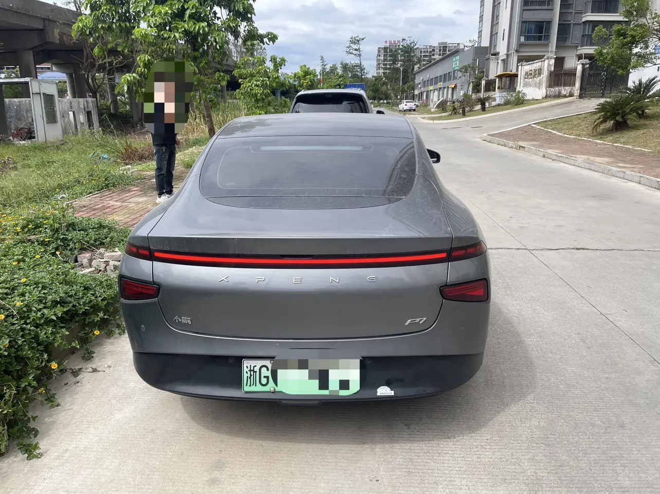 Xpeng P7