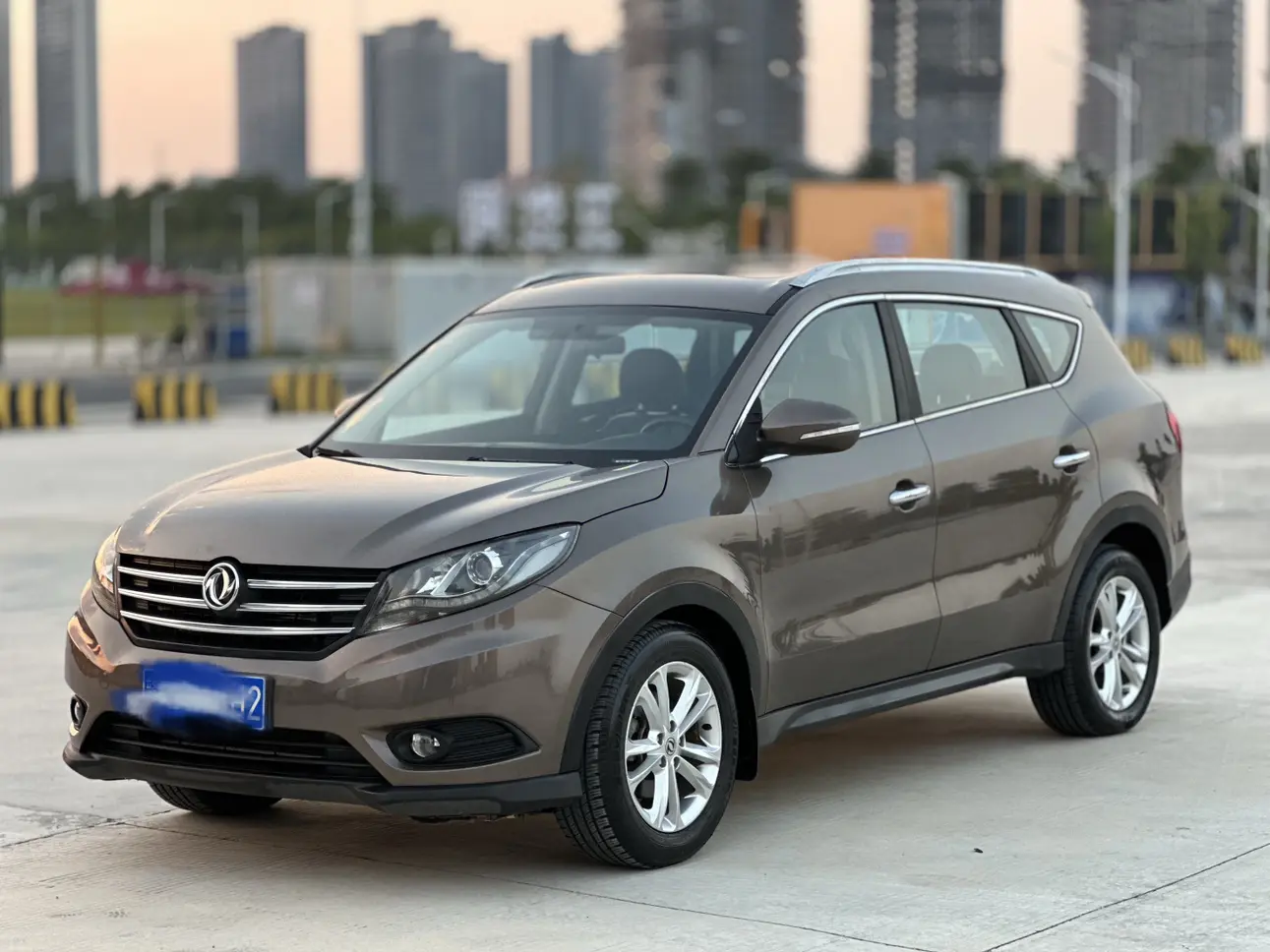Dongfeng Fengon 580