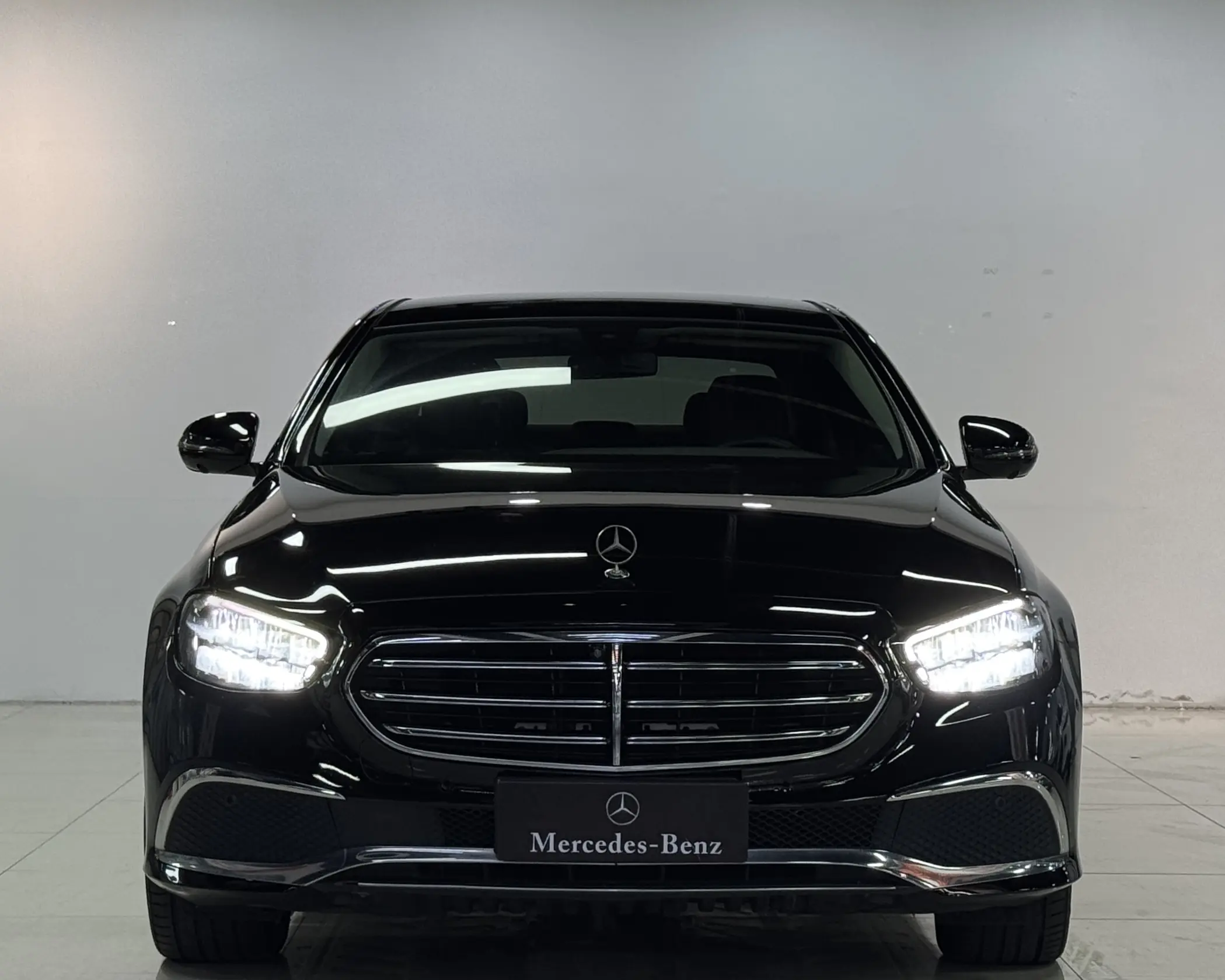 Mercedes-Benz E-Class  из Китая