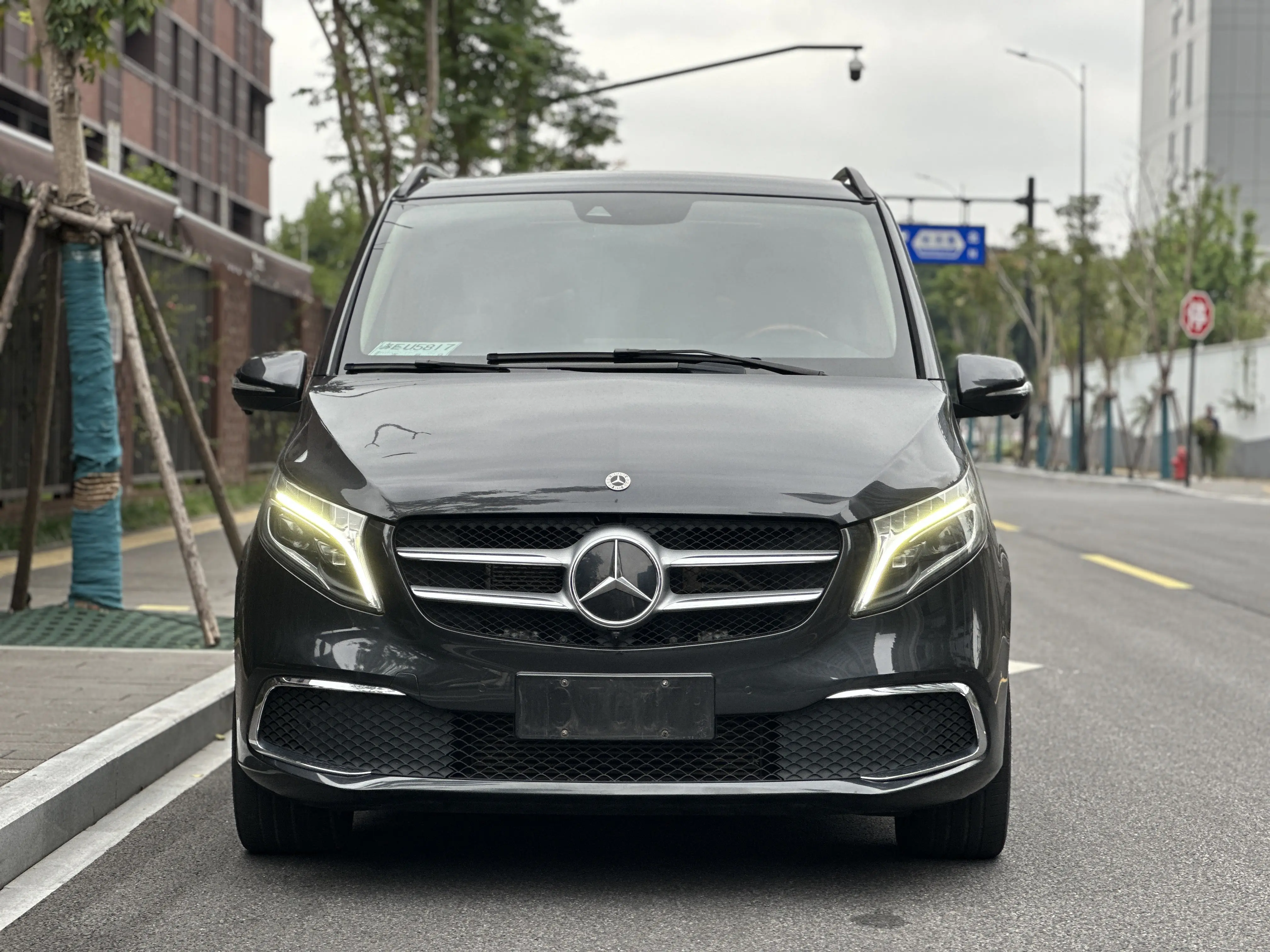 Mercedes-Benz Mercedes Benz V Class