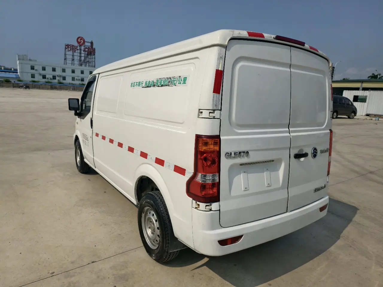 Golden Dragon Hiace EV