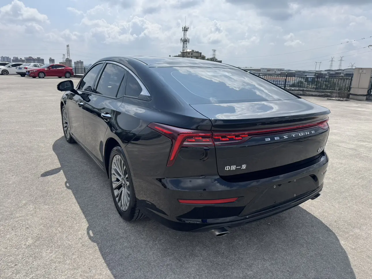 FAW Bestune B70