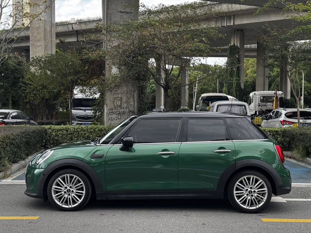 MINI MINI