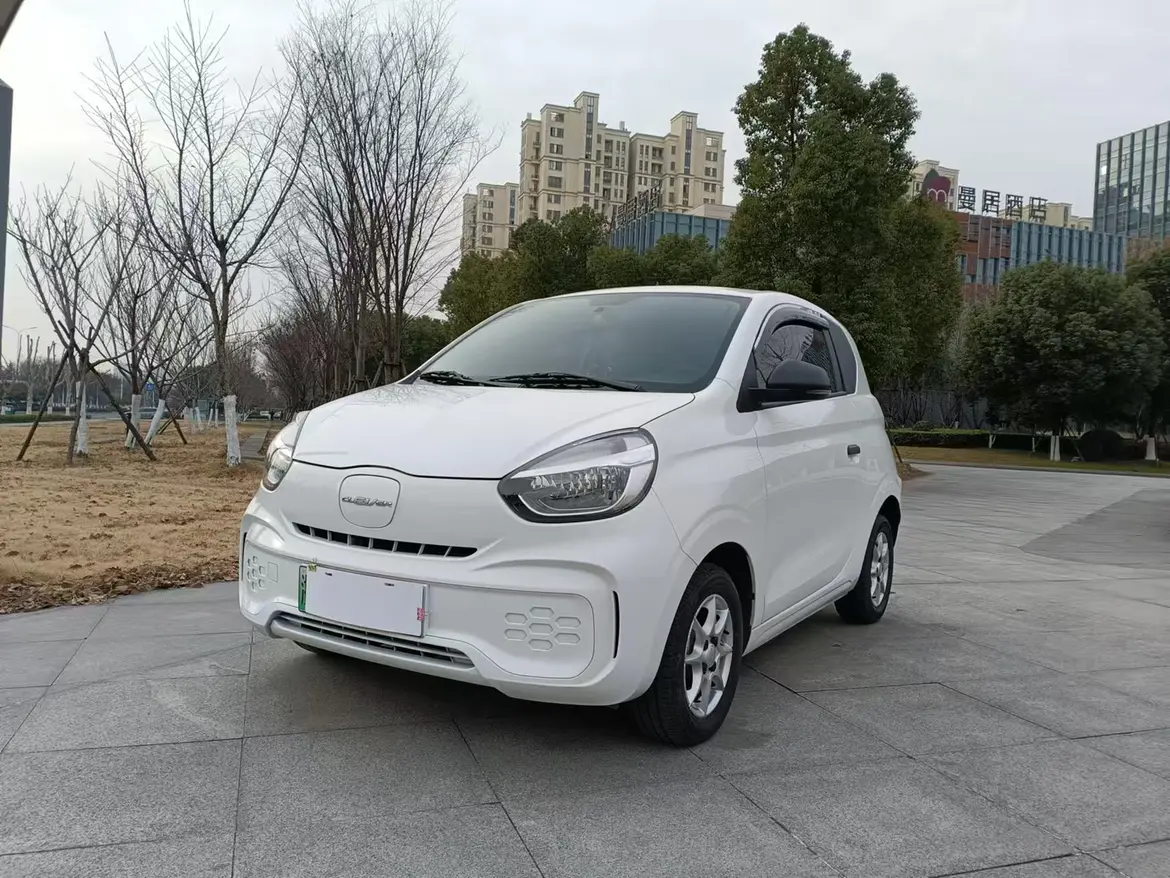 Roewe CLEVER  из Китая