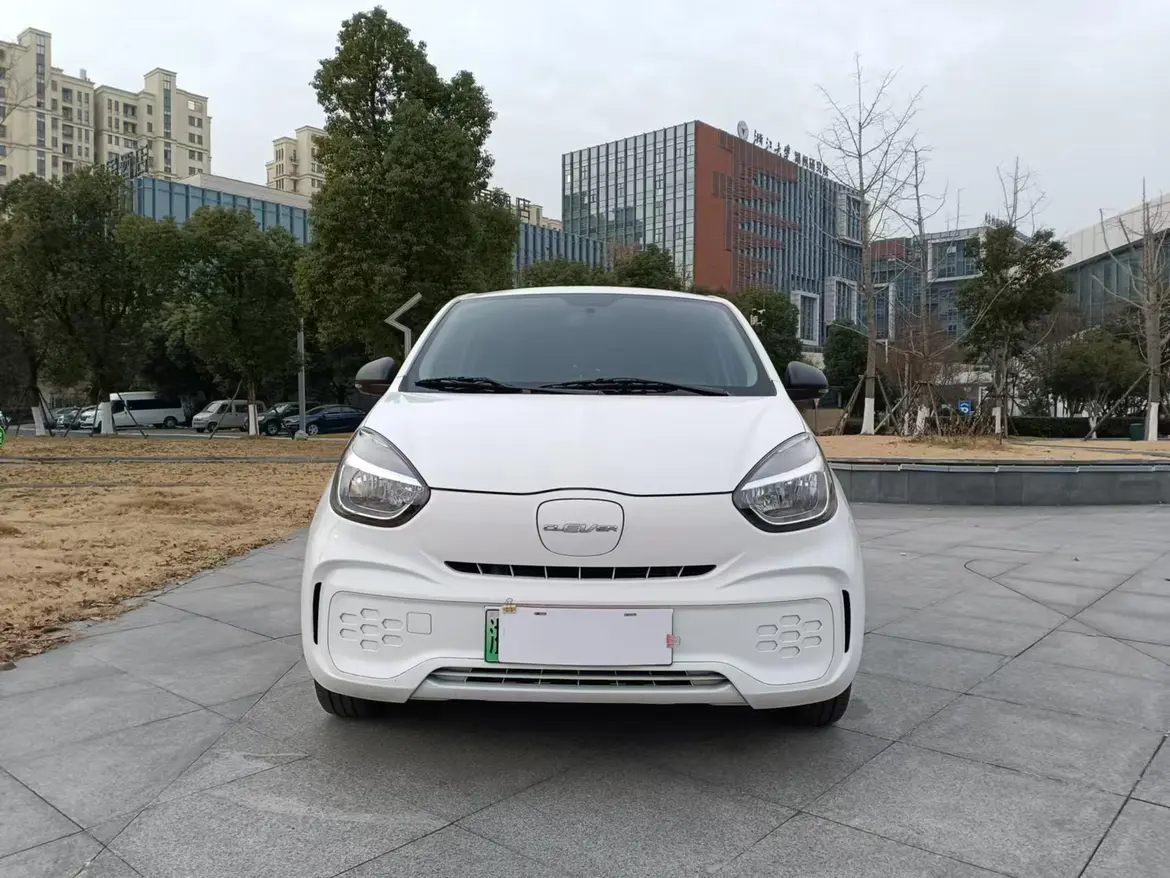 Roewe CLEVER  из Китая