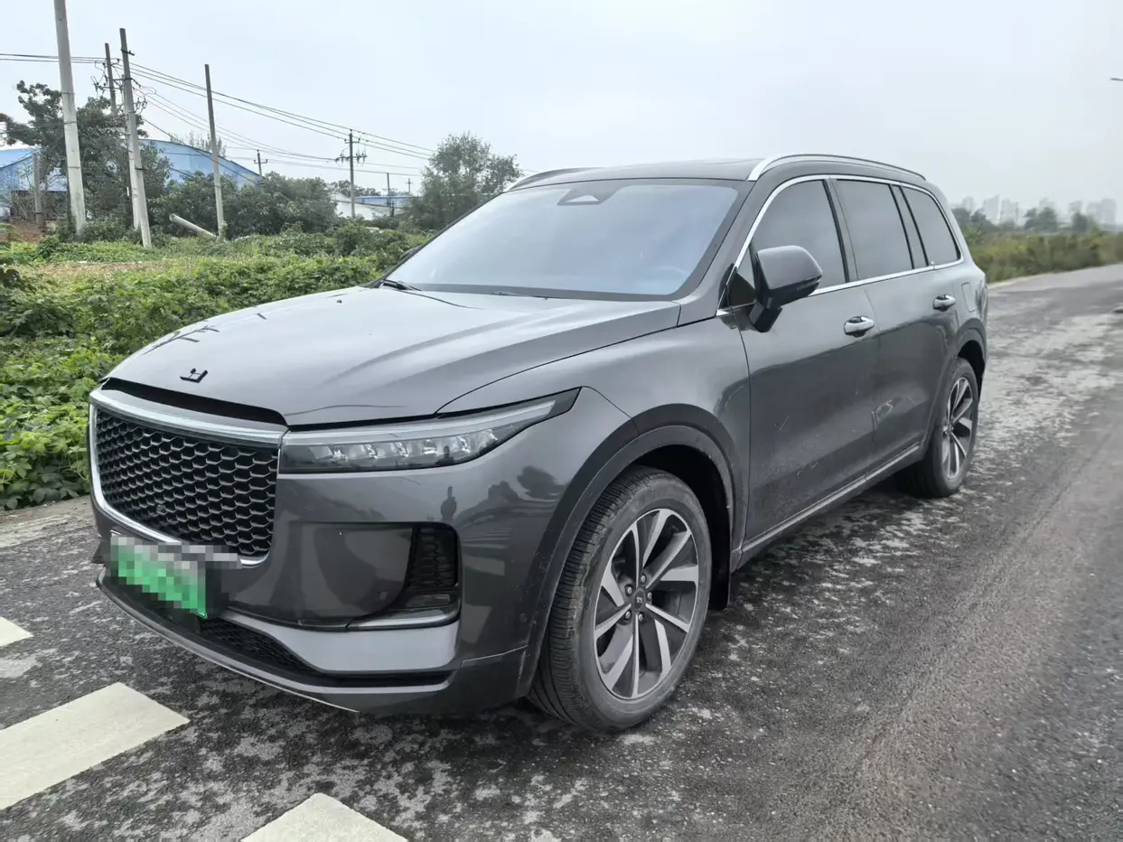 Li ONE (Ideal ONE)  из Китая