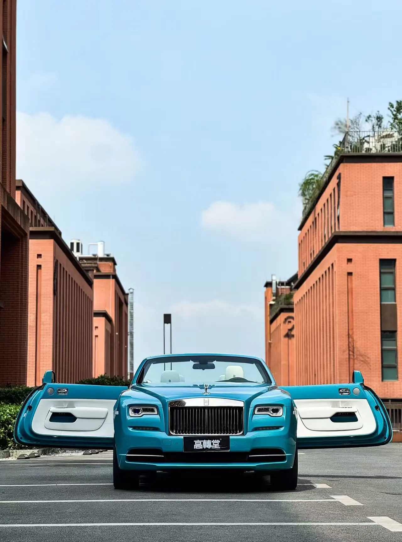 Rolls Royce Yao Ying