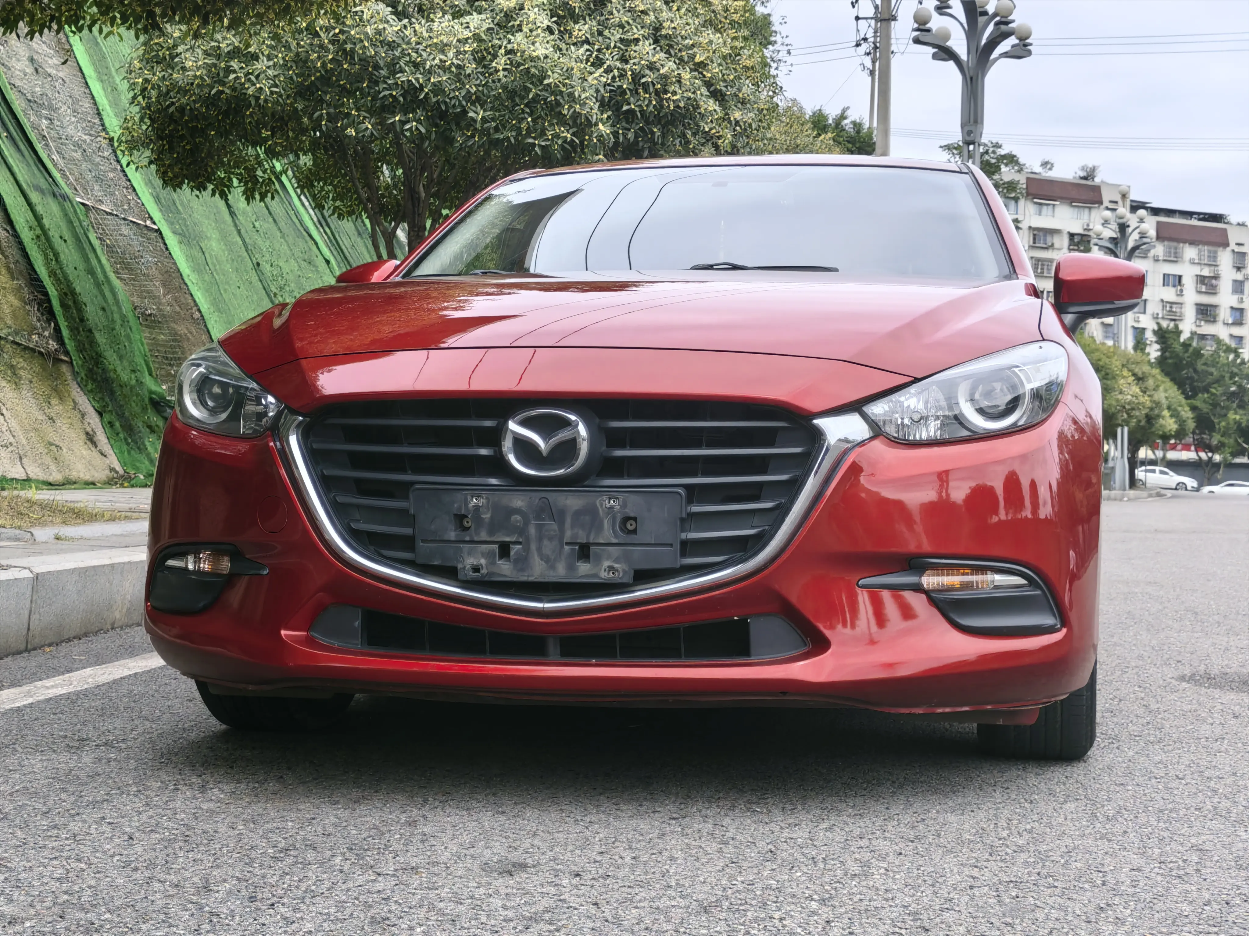 Mazda 3 Angkesela