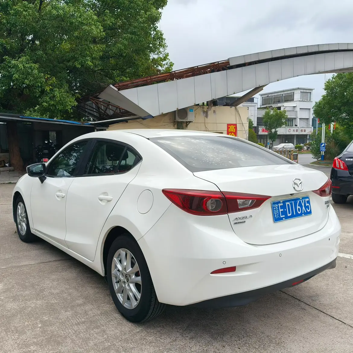 Mazda 3 Angkesela