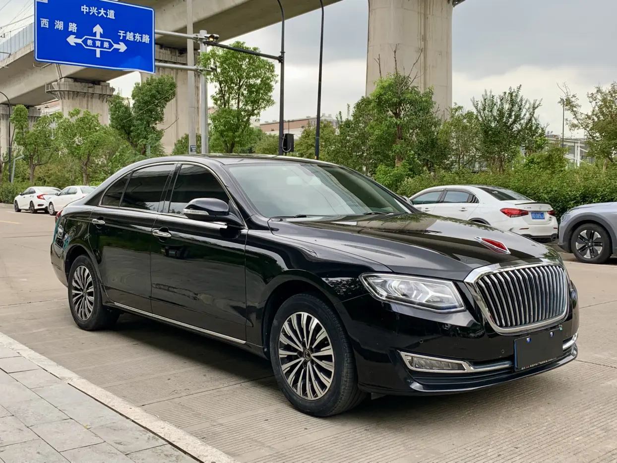 Hongqi H7