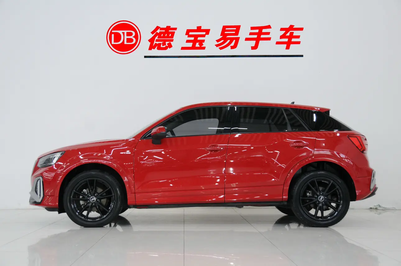 Audi Q2L