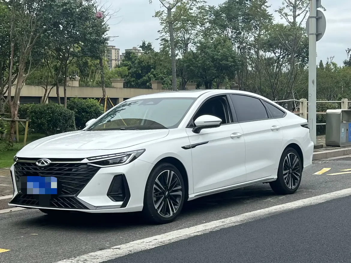 Chery Arrizo 8  из Китая