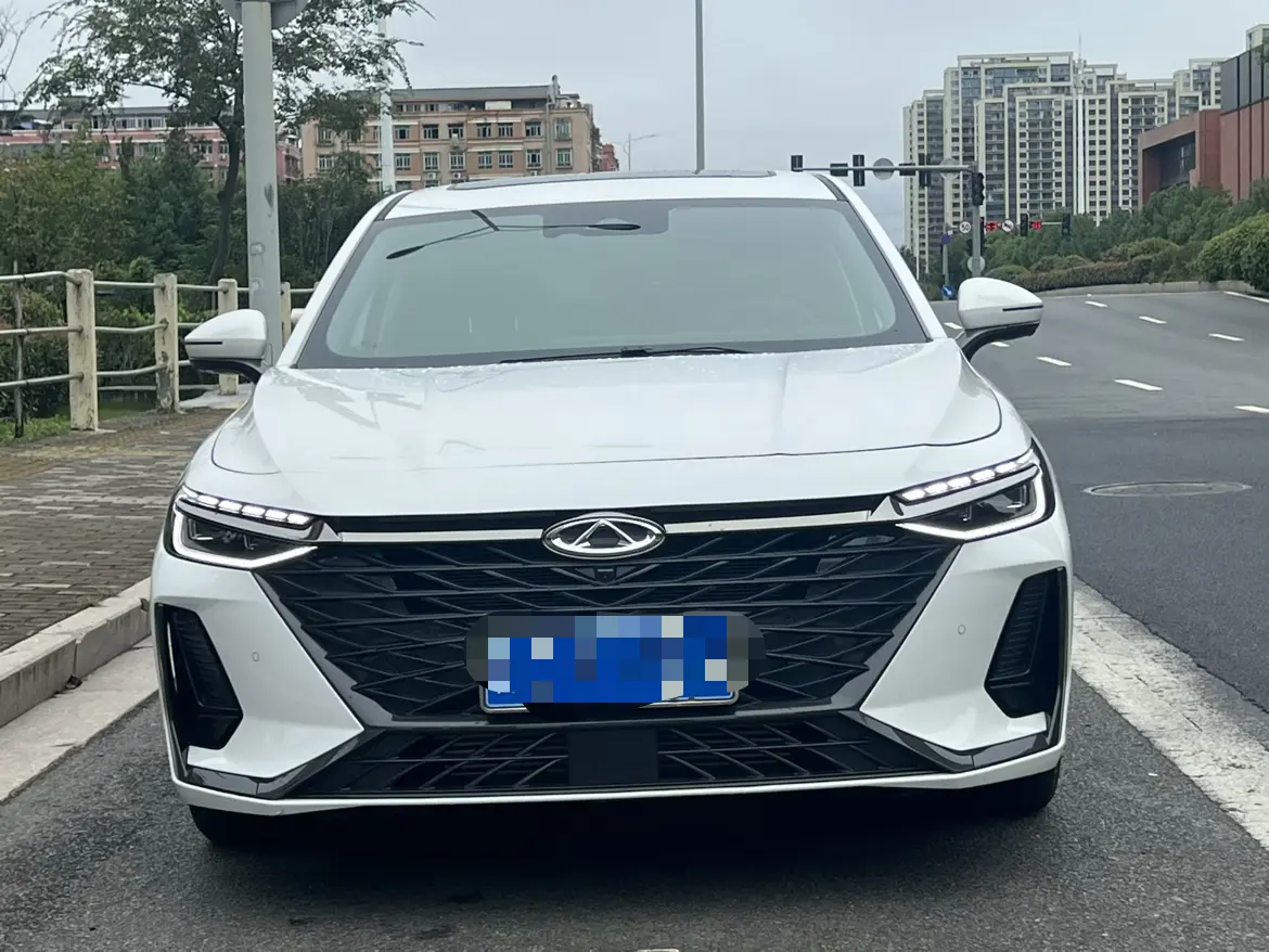 Chery Arrizo 8  из Китая