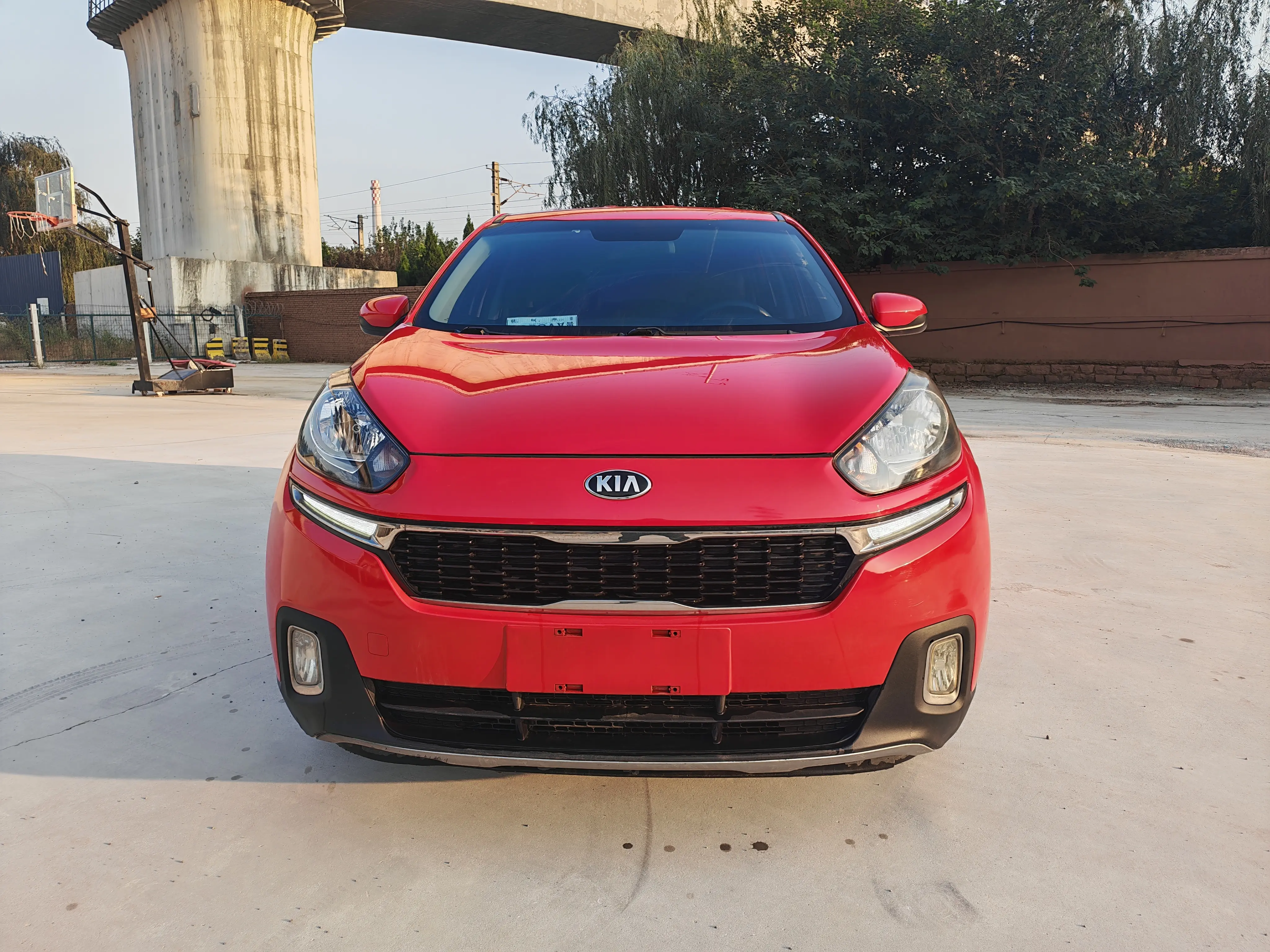 Kia Run proudly