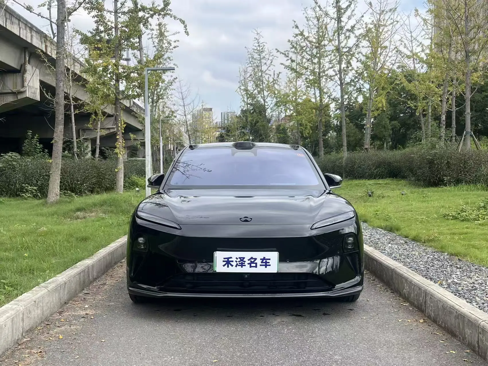 NIO ET5T  из Китая