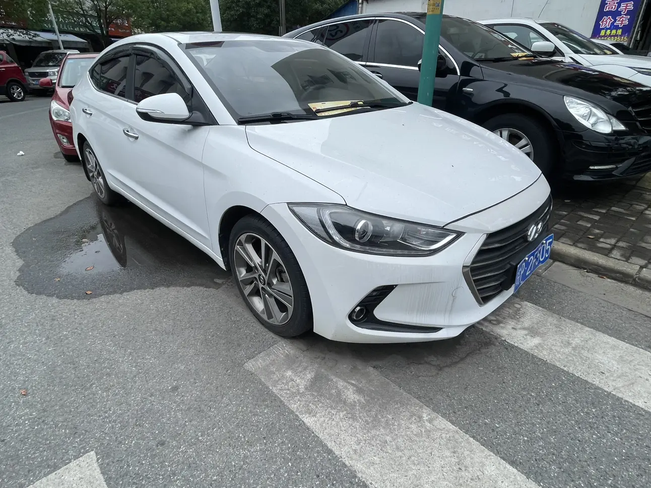 Hyundai Lead