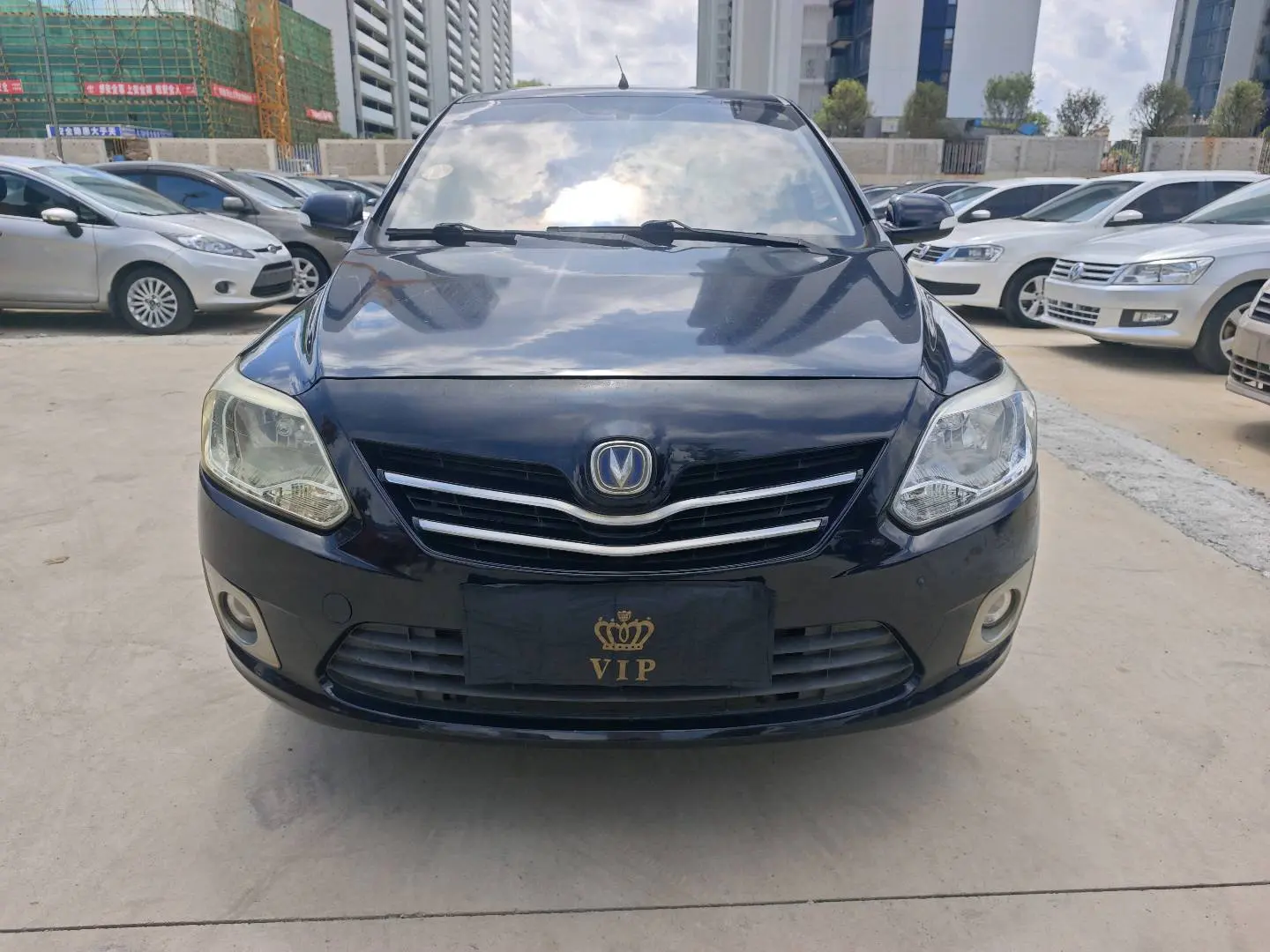 Changan Yuexiang V3  из Китая