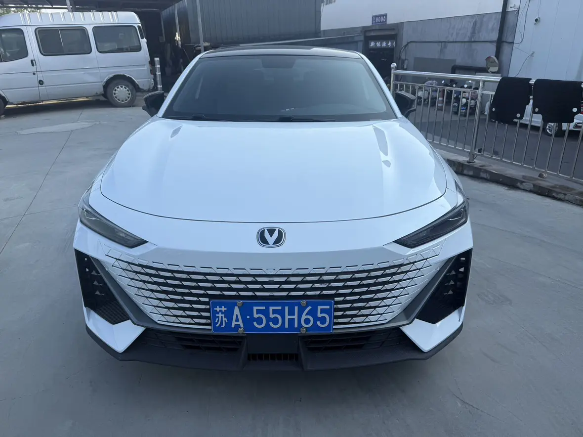 Changan UNI-V