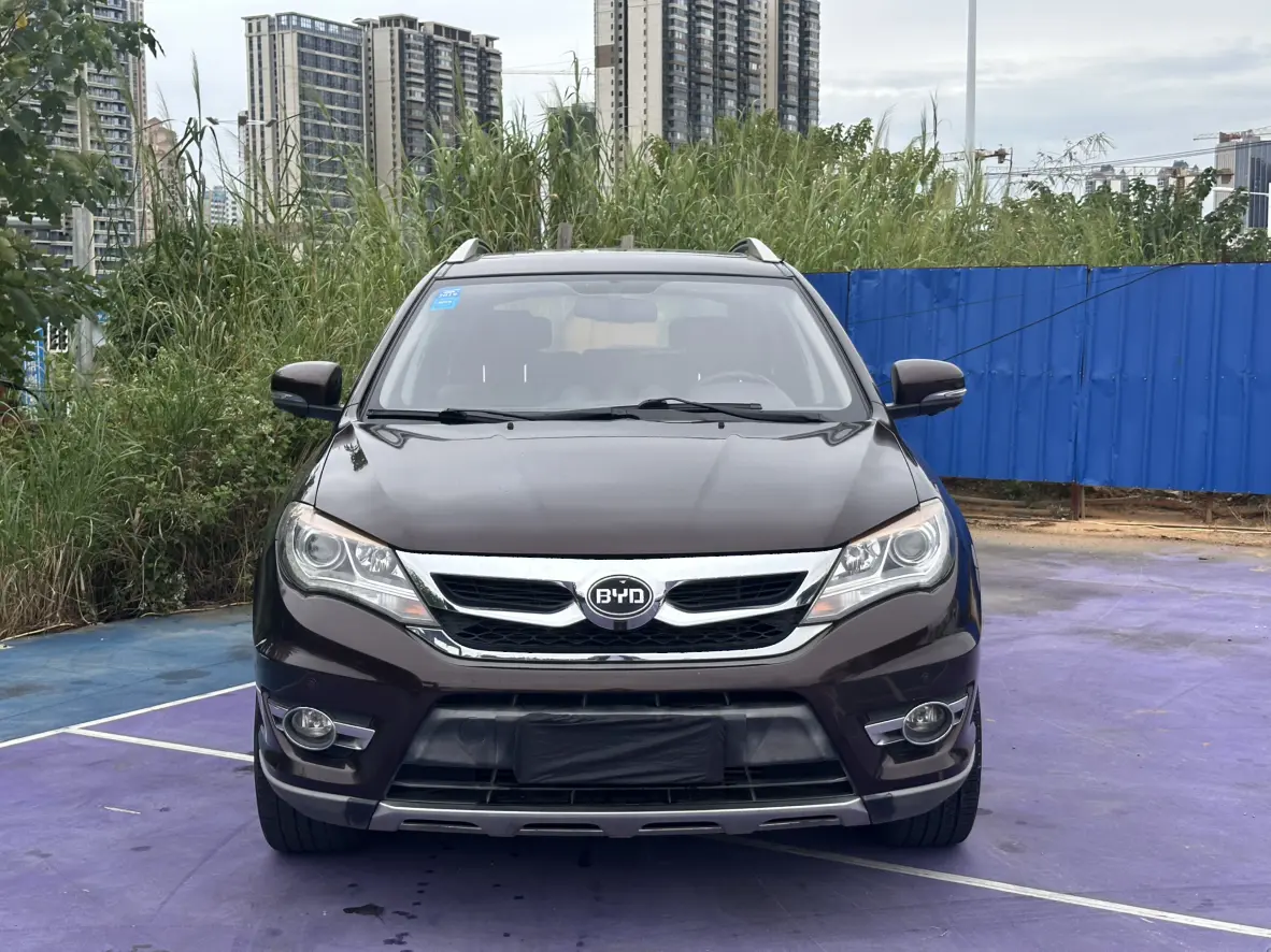 BYD S7
