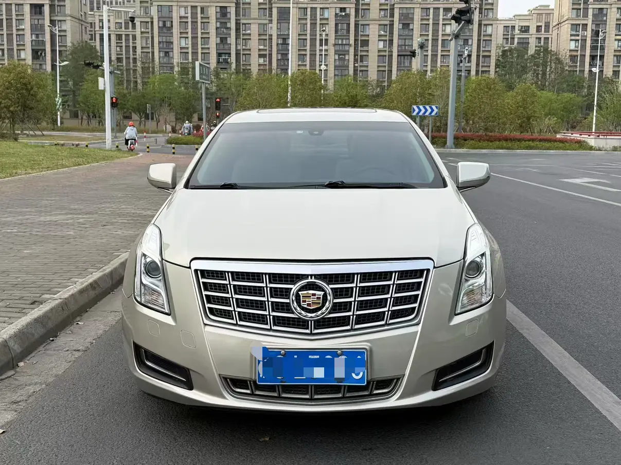 Cadillac XTS