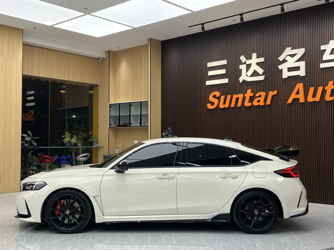 Honda Civic (imported)