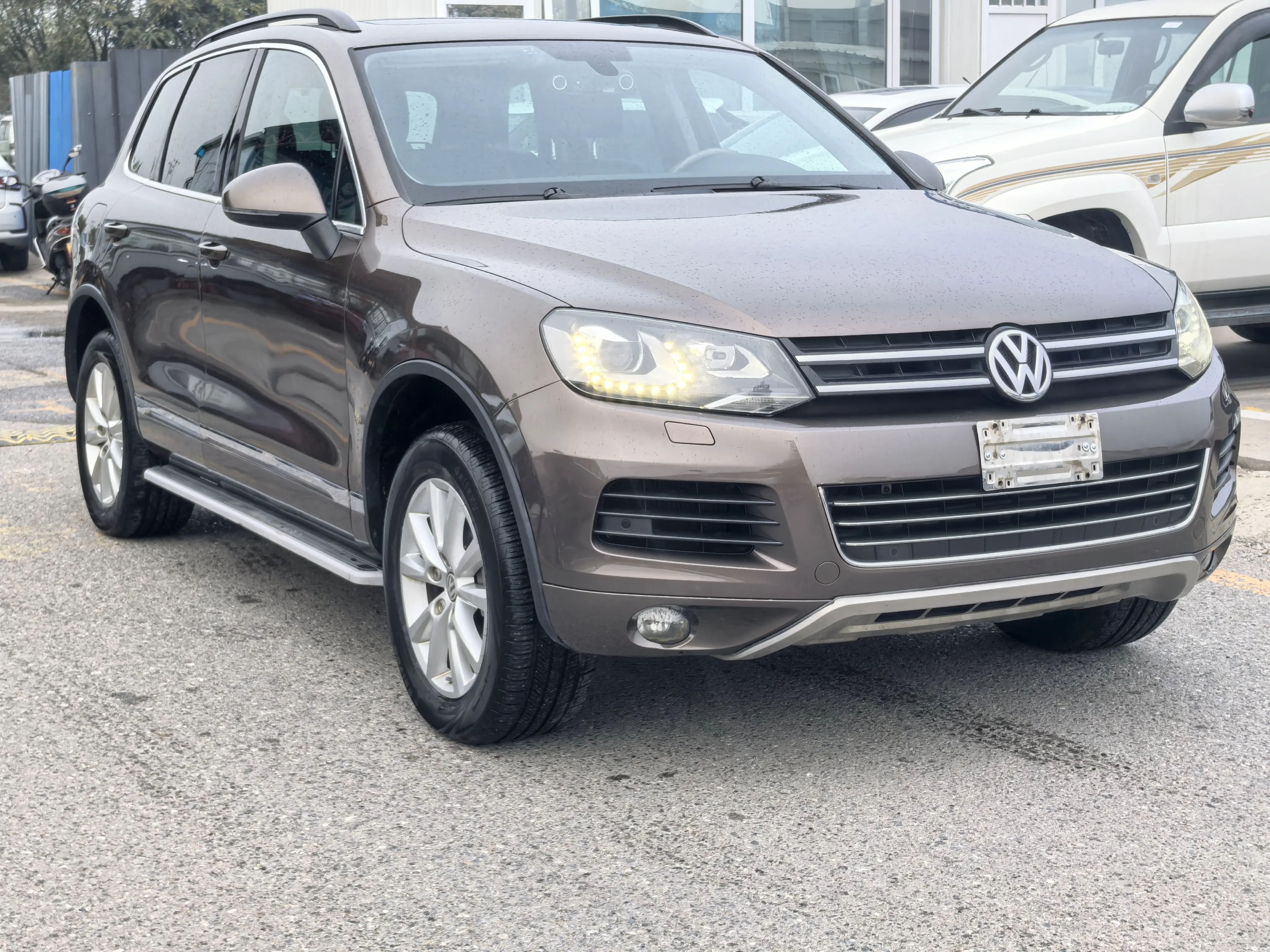 Volkswagen Touareg  из Китая