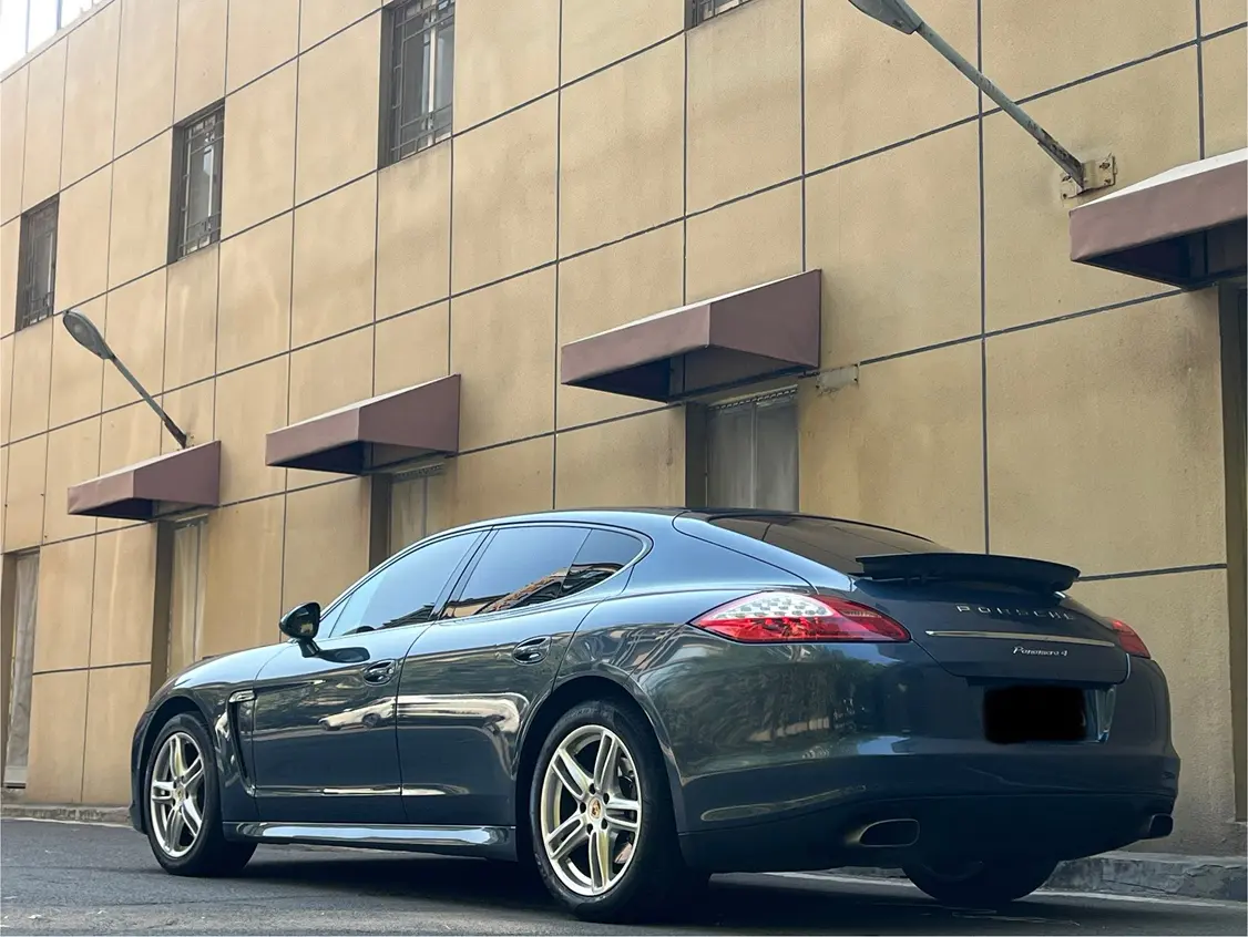 Porsche Panamera