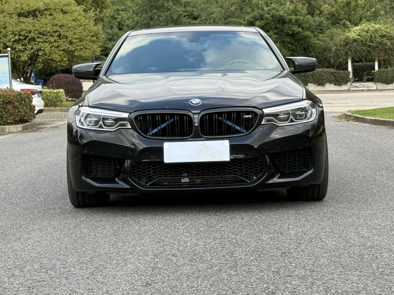 BMW M5  из Китая