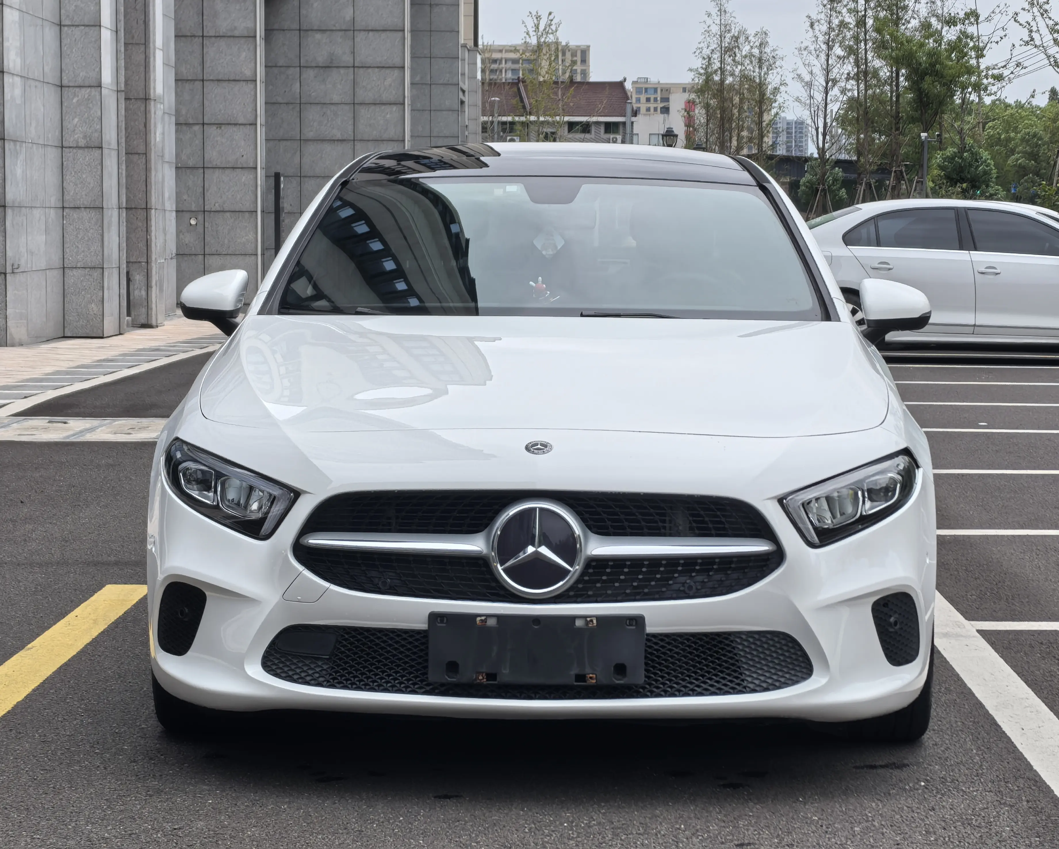 Mercedes-Benz Mercedes Benz A Class  из Китая