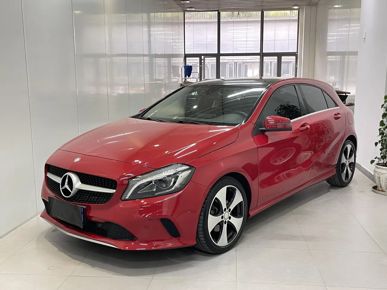 Mercedes-Benz A-Class (imported)  из Китая