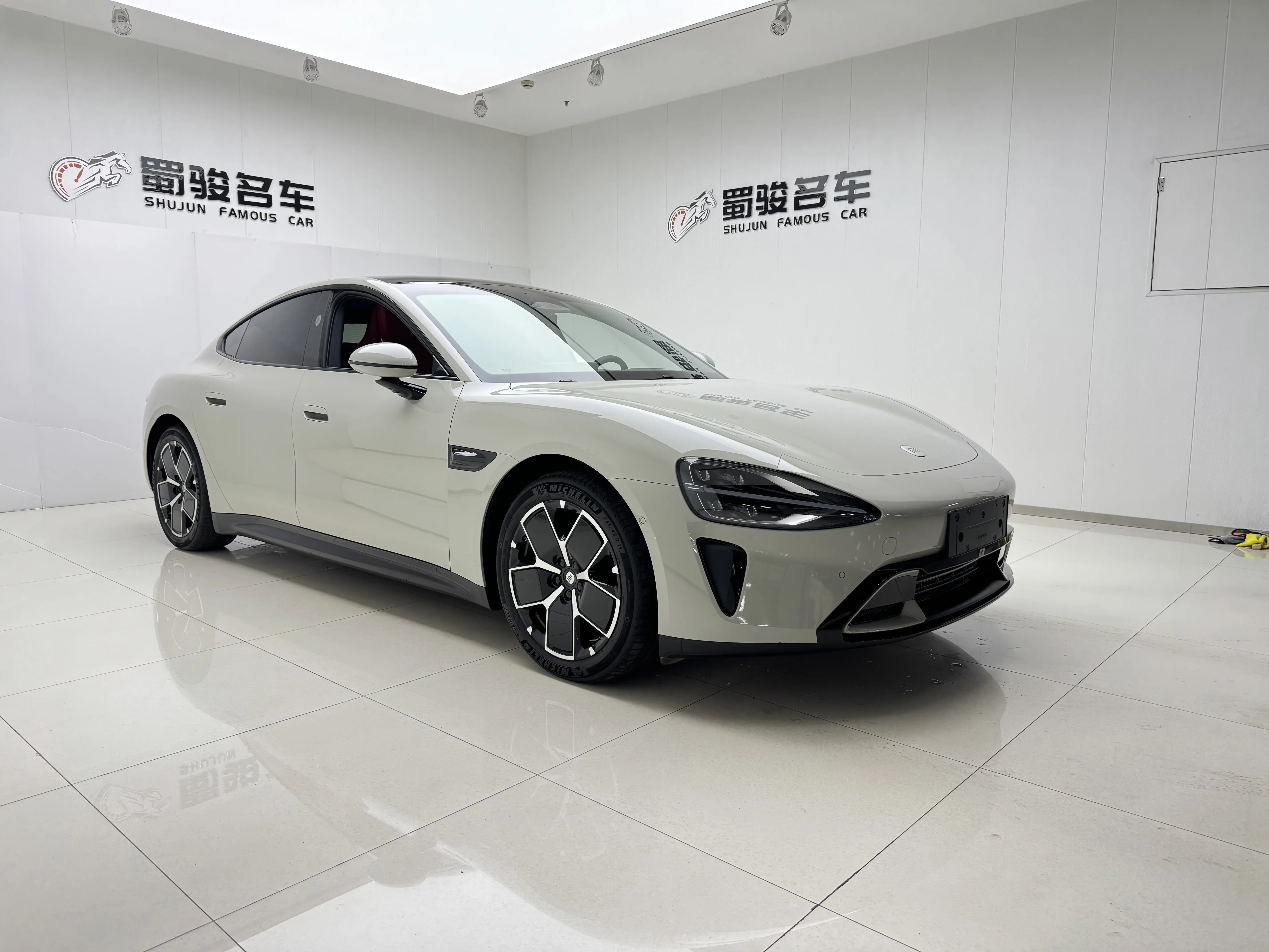 Xiaomi car Xiaomi SU7