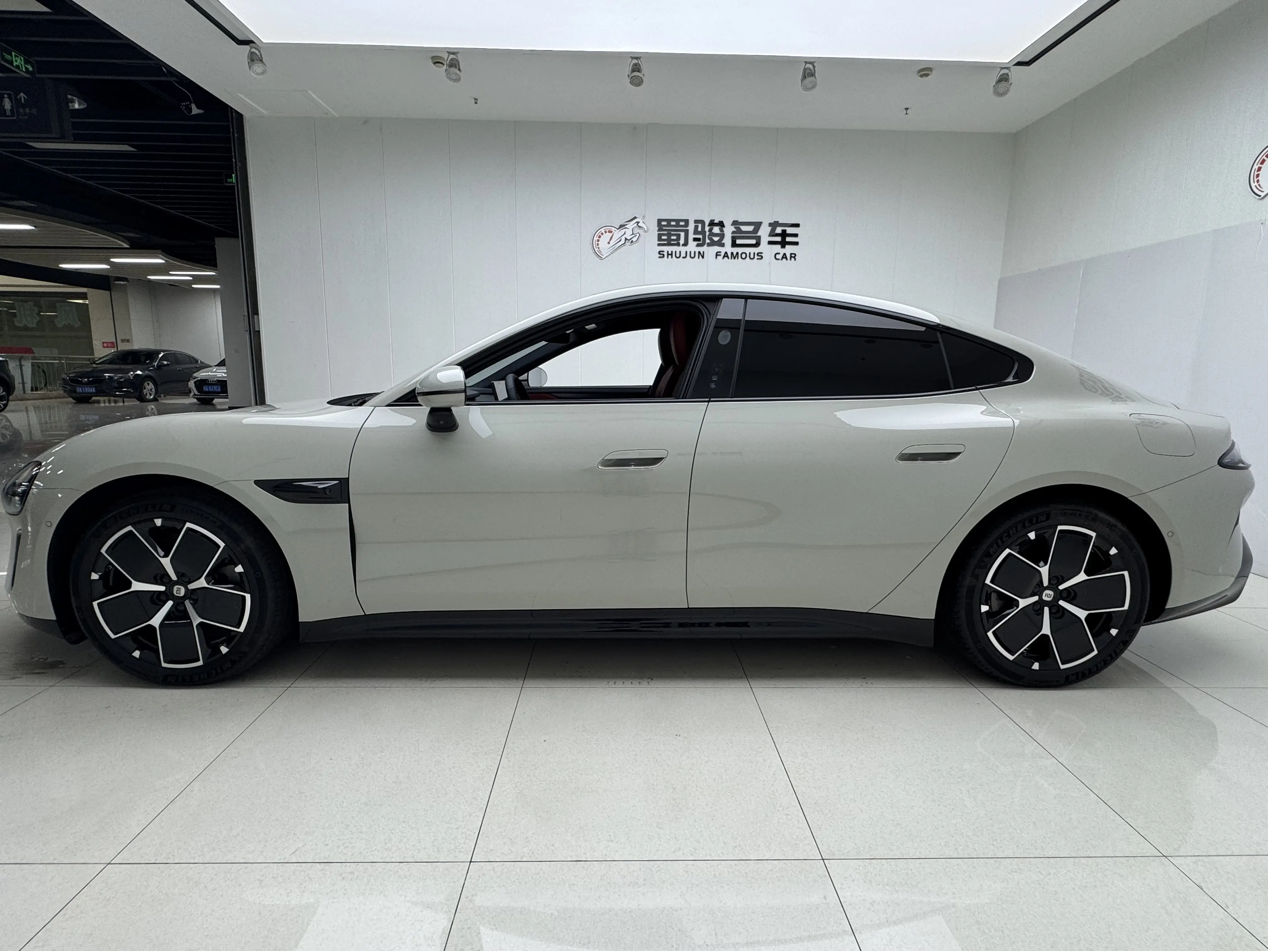 Xiaomi car Xiaomi SU7