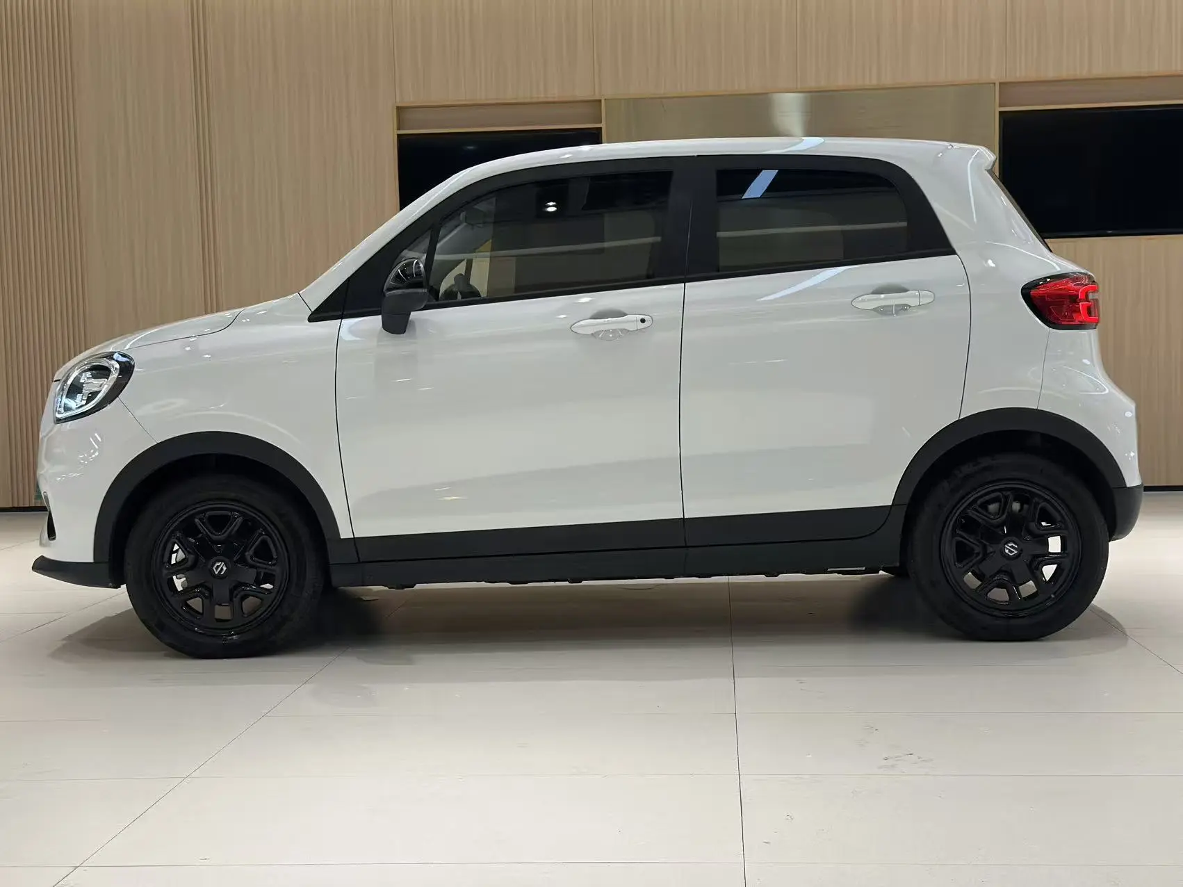 Leapmotor Zero running T03